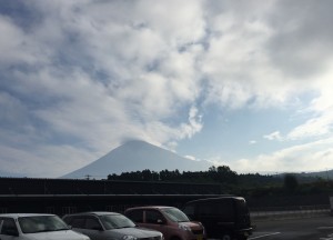 曇り空～今日は控えめな富士山