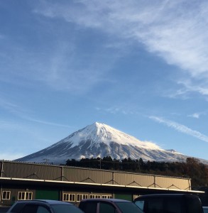 １合目まで白い富士山！？