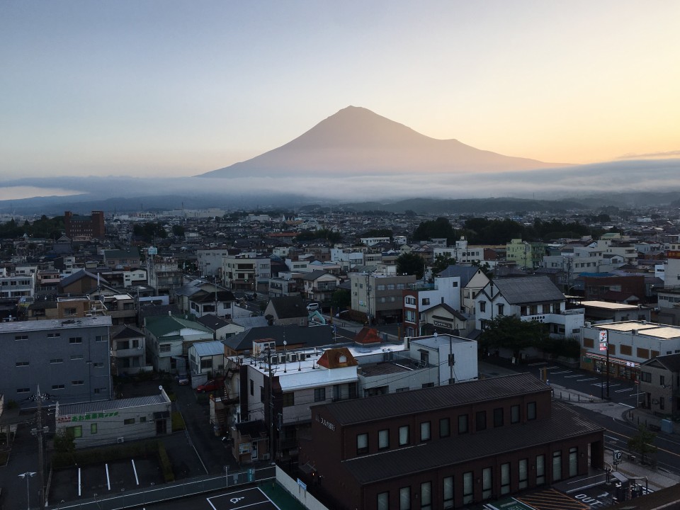 今日の富士山～社長のマンションから望む