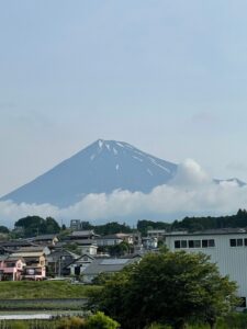 フロントからの今日の富士山