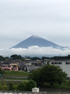 フロント工場からの今日の富士山